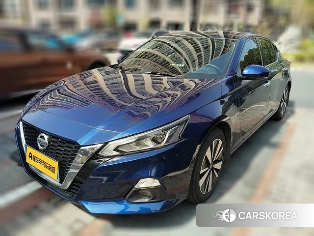 Nissan Altima 2021 Синий из Китая