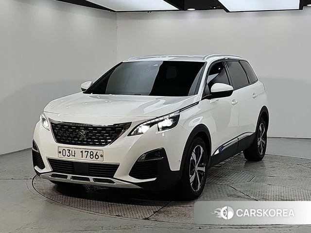 Peugeot 5008 second generation 2018 Белый из Кореи