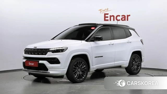 Jeep Compass 2nd Generation 2022 Белый из Кореи