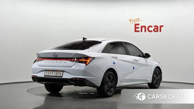 Hyundai Avante (CN7) 2022 Белый из Кореи