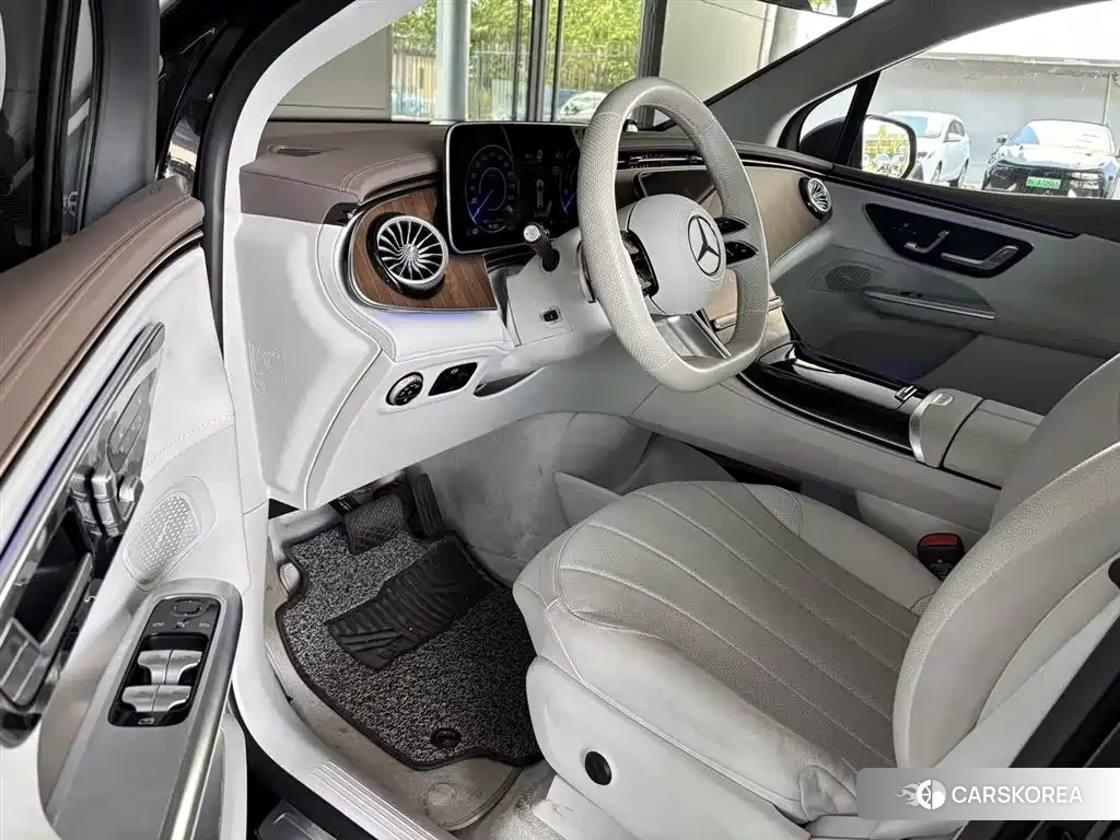 Mercedes-Benz EQE 2025 Черный из Китая