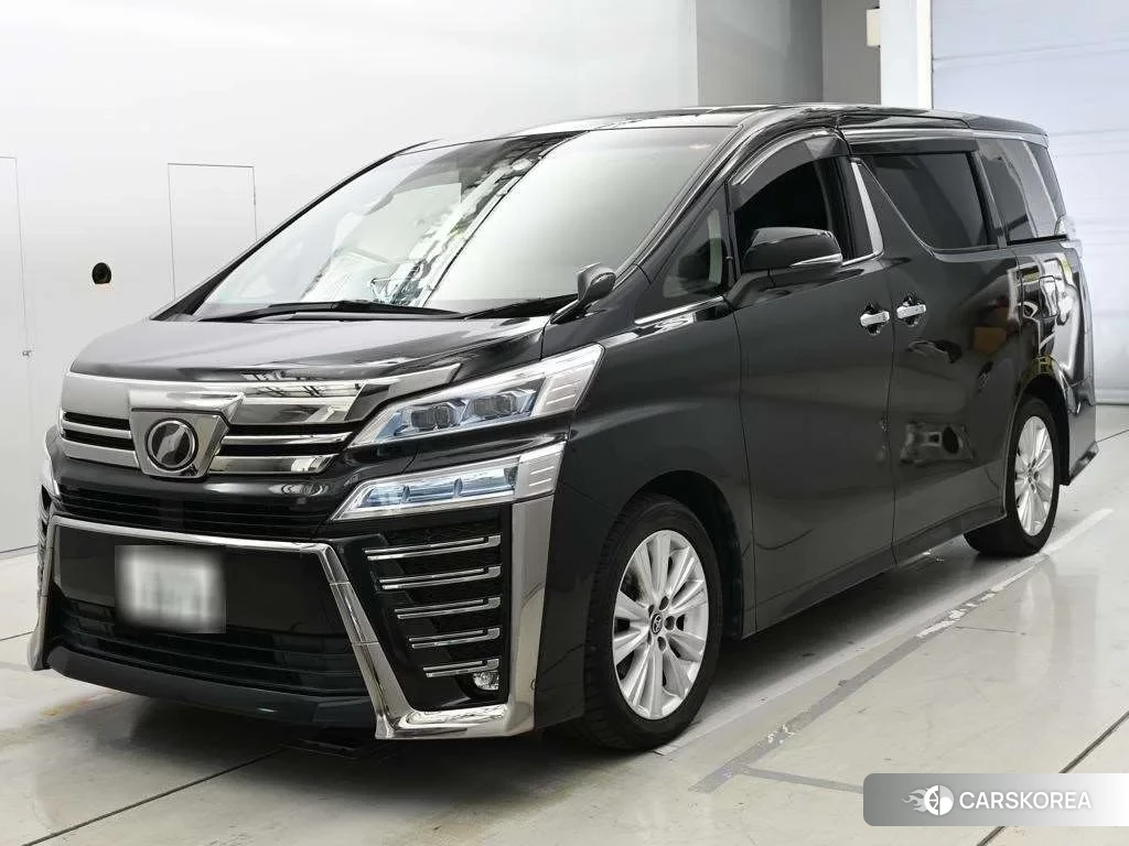 Toyota Vellfire 2018 из Японии