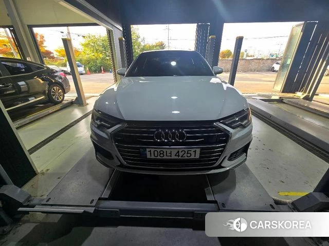 Audi A6 (C8) 2020 Белый из Кореи