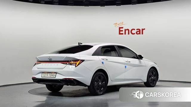 Hyundai Avante (CN7) 2022 Белый из Кореи