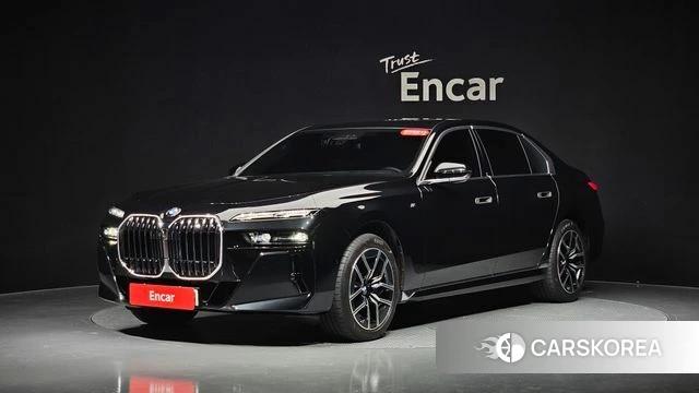 BMW 7 Series (G70) 2023 Черный из Кореи