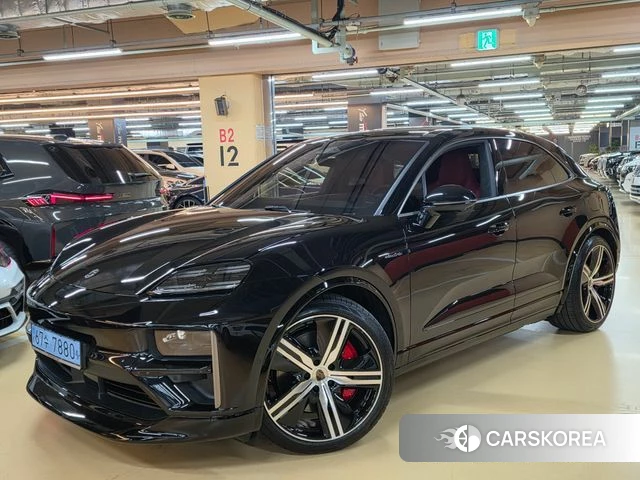 Porsche Makan EV 2026 Черный из Кореи