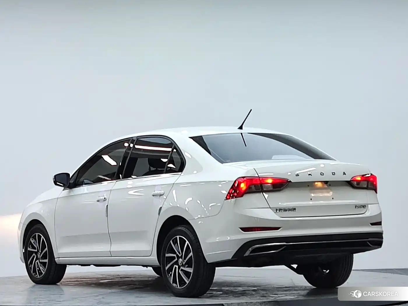 Skoda Rapid 2022 Белый из Китая