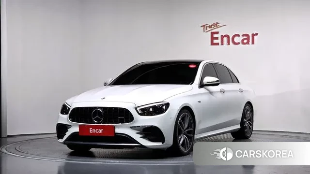 Mercedes-Benz E-Class W213 2021 Белый из Кореи