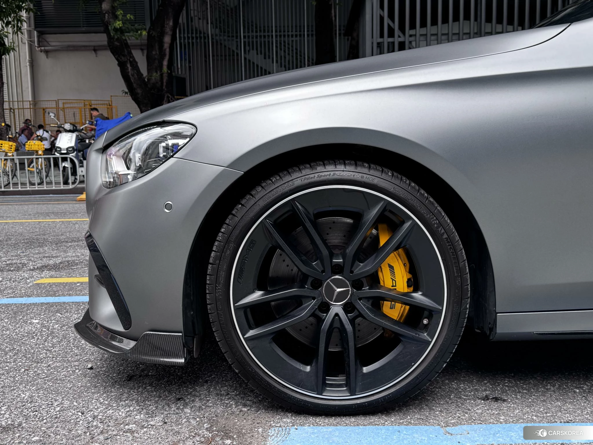 Mercedes-Benz AMG E-Class 2021 Темно-серый из Китая