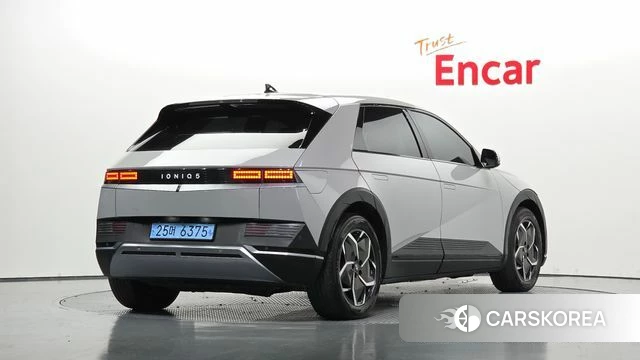 Hyundai Ionic 5 2021 Серебристо-серый из Кореи