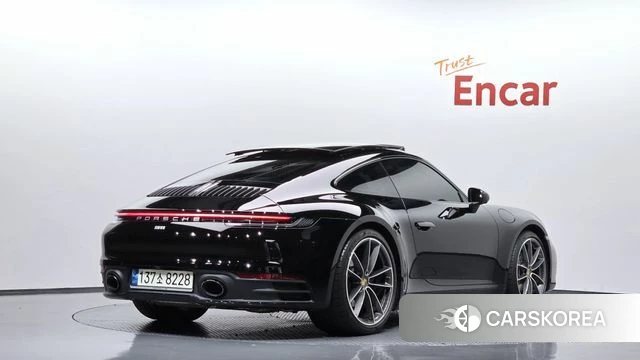 Porsche 911(992) 2021 Черный из Кореи