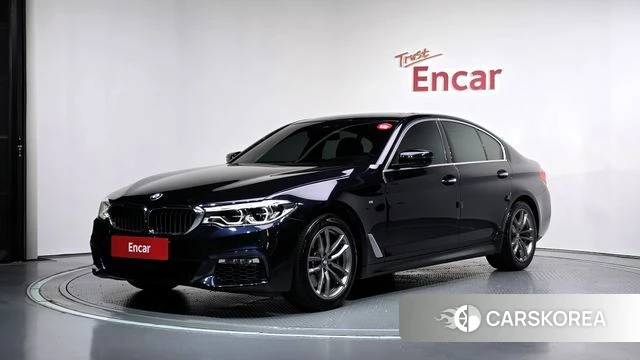 BMW 5 Series (G30) 2018 Черный из Кореи