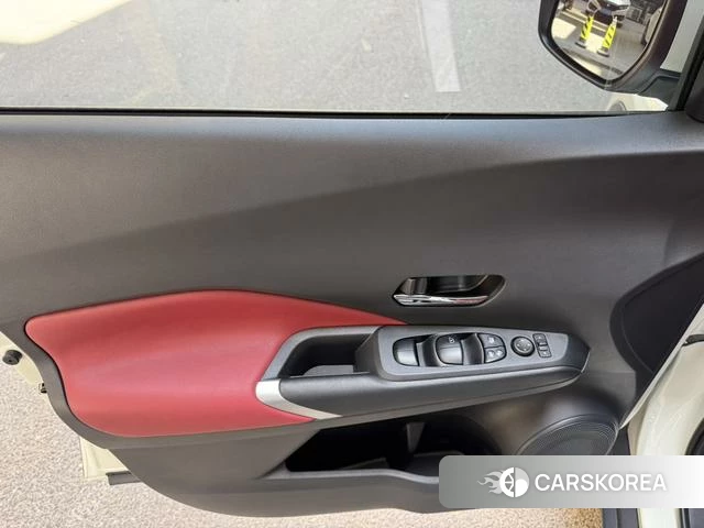 Nissan Kicks 2023 Белый из Китая