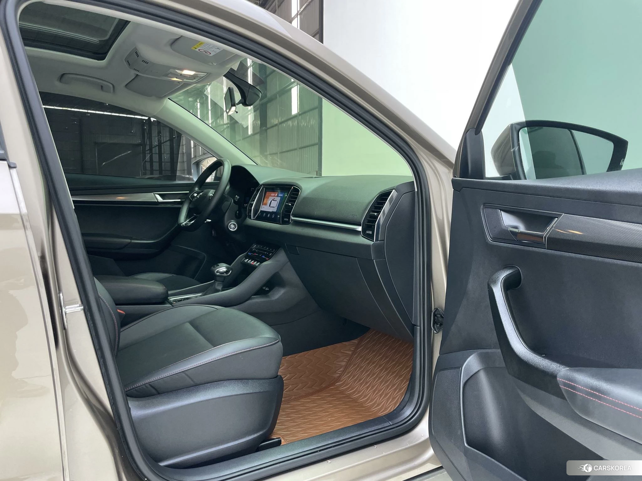 Skoda Karoq 2022 Шампань из Китая