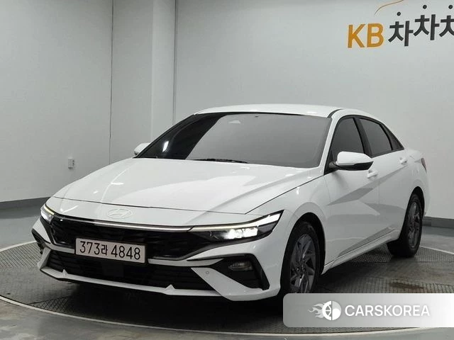 Hyundai The New Avante Hybrid (CN7) 2023 Белый из Кореи