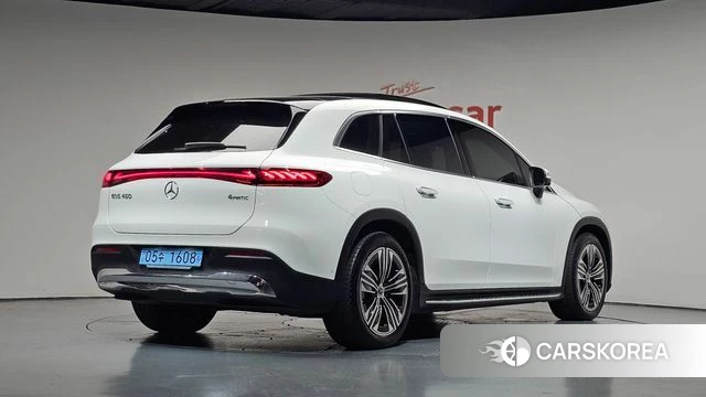 Mercedes-Benz EQS SUV X296 2025 Белый из Кореи