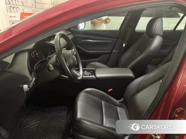 Mazda 3 2021 Красный из Китая