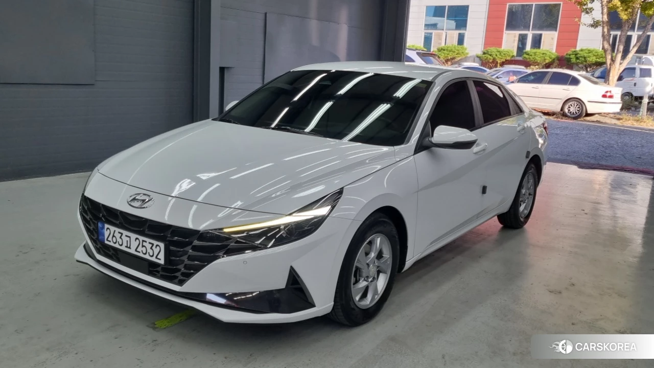 Hyundai Avante (CN7) 2021 Белый из Кореи