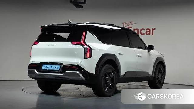 Kia EV9 2023 Белый из Кореи
