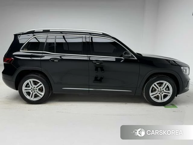 Mercedes-Benz GLB 2023 Черный из Китая