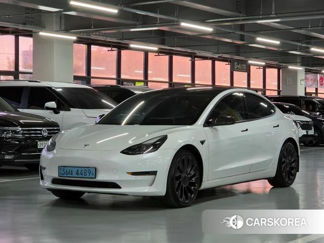 Tesla Model 3 2021 Белый из Кореи