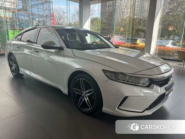 Honda Inspire 2022 Белый из Китая