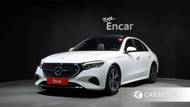 Mercedes-Benz E-Class W214 2024 Белый из Кореи