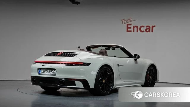 Porsche 911(992) 2020 Жемчужный цвет из Кореи