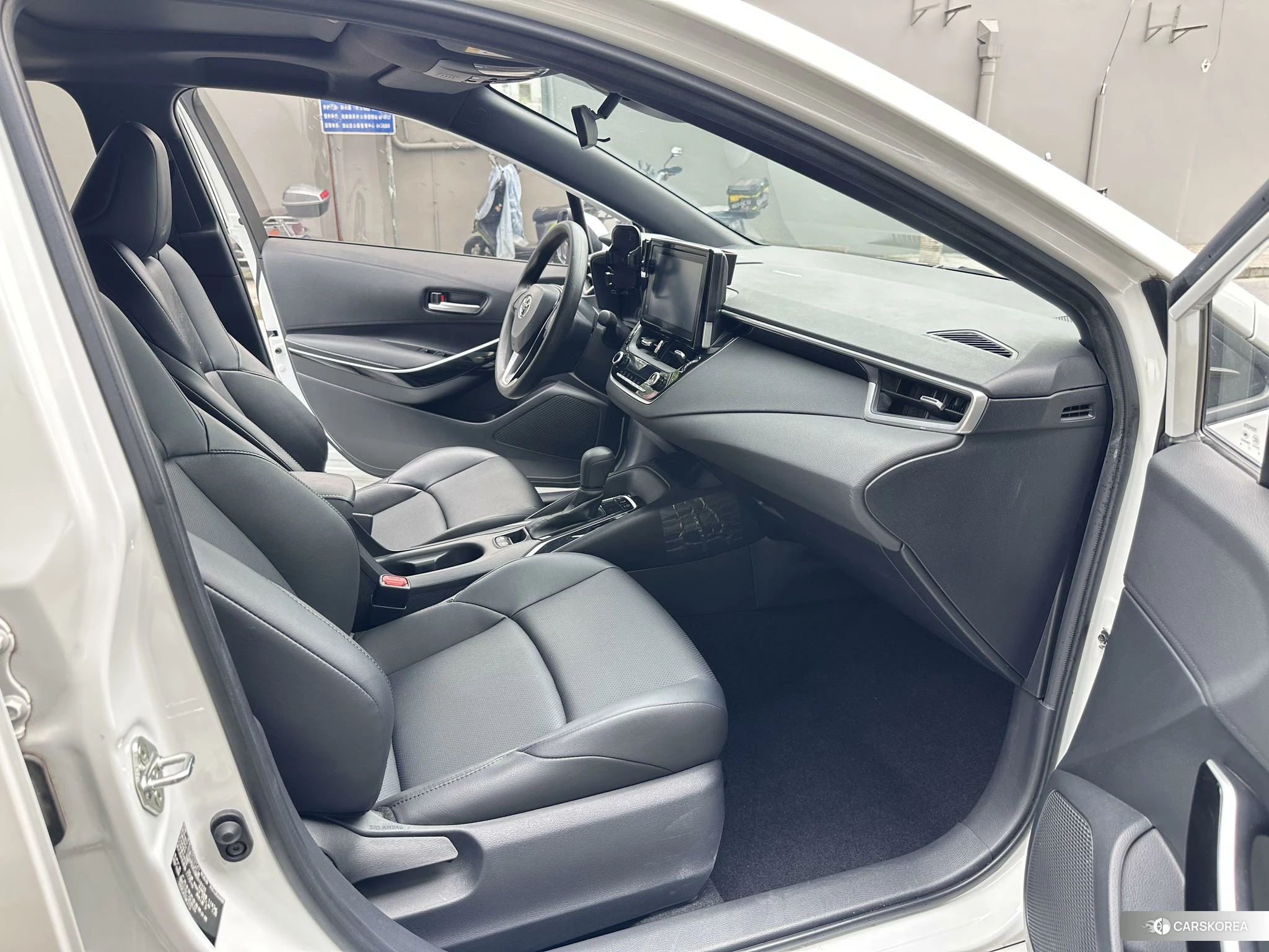 Toyota Levin 2020 Белый из Китая