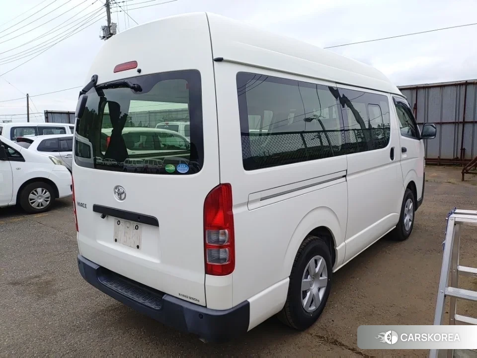 Toyota HiAce Van 2019 из Японии