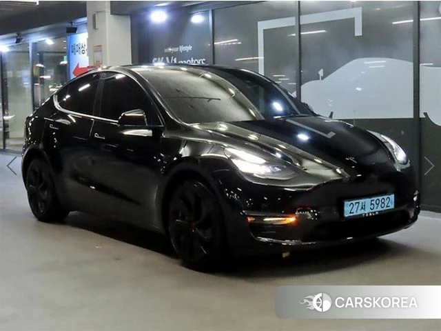 Tesla Model Y 2021 Черный из Кореи