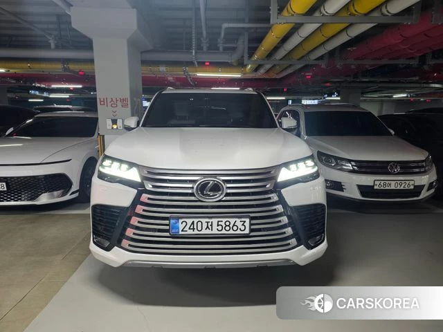 Lexus LX 4th Generation 2026 Белый из Кореи