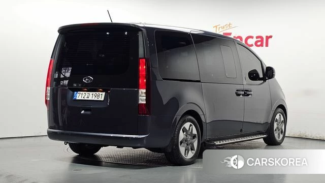 Hyundai Staria 2024 Серый из Кореи