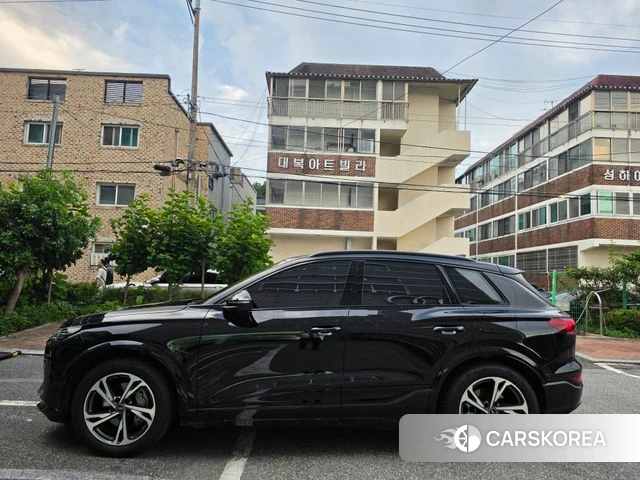 Audi Q6 e-Tron (GF) 2025 Черный из Кореи