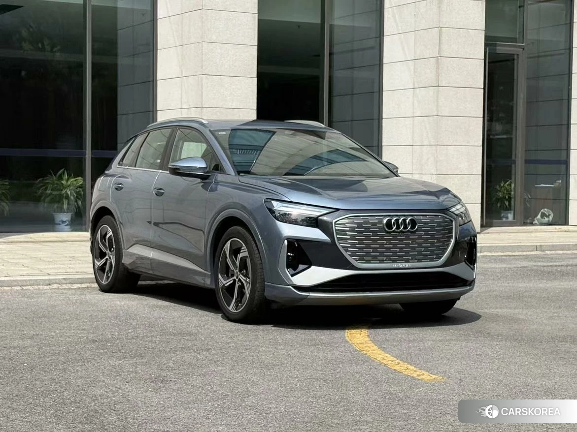 Audi Q4 2023 Синий из Китая