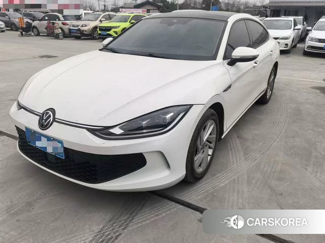 Volkswagen Lamando 2023 Белый из Китая