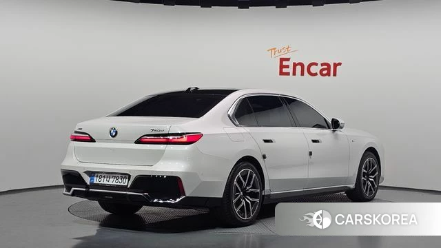 BMW 7 Series (G70) 2025 Белый из Кореи