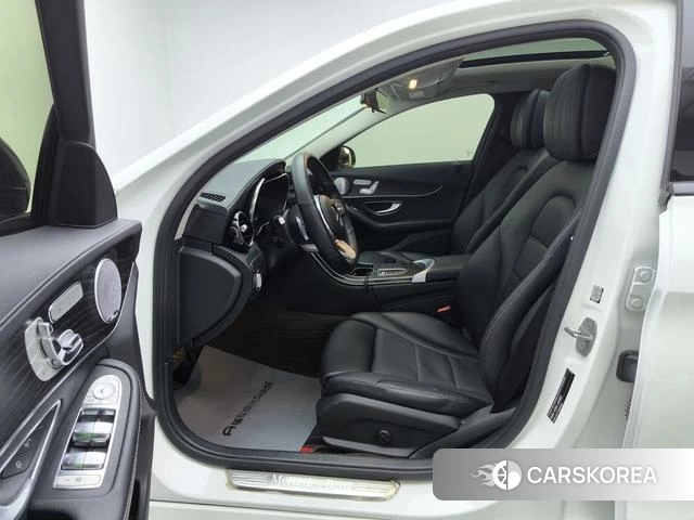 Mercedes-Benz C-class 2021 Белый из Китая