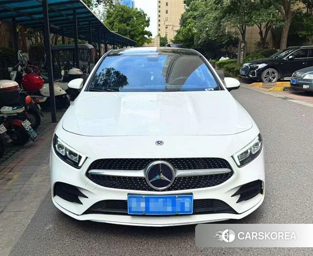 Mercedes-Benz A-Class 2021 Белый из Китая