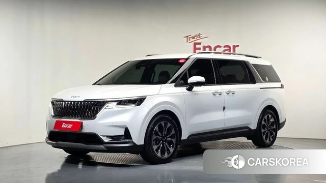 Kia Carnival 4th generation 2023 Белый из Кореи