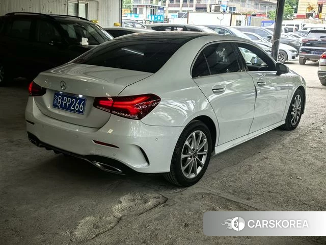 Mercedes-Benz A-Class 2021 Белый из Китая
