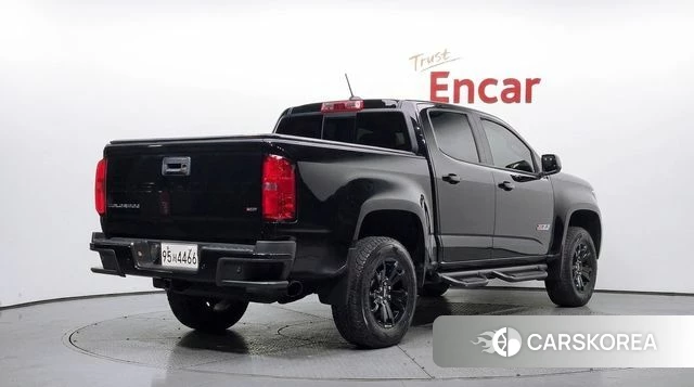 Chevrolet (GM Daewoo) Real New Colorado 2021 Черный из Кореи
