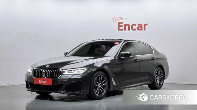 BMW 5 Series (G30) 2022 Серый из Кореи
