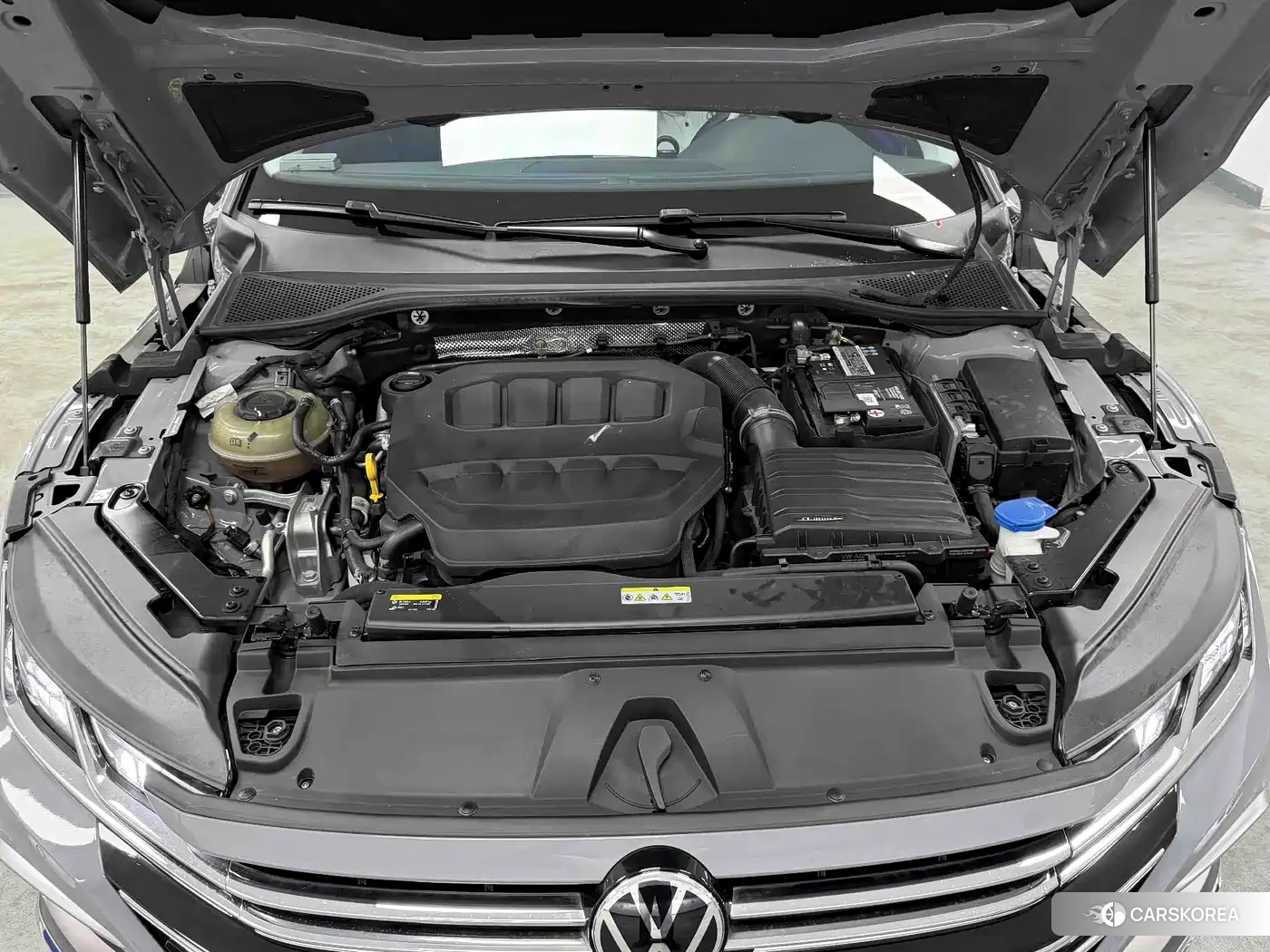 Volkswagen Arteon (CC) 2023 Silver/gray из Китая