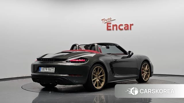 Porsche 718 Boxster 2021 Серый из Кореи