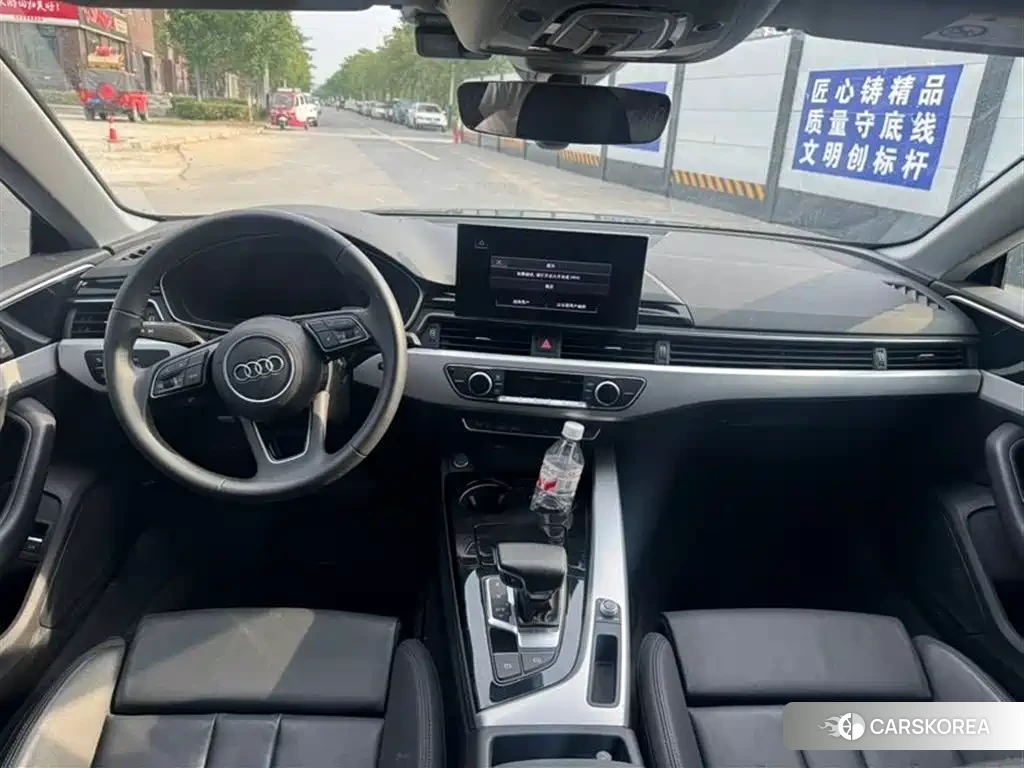 Audi A5 2023 Зеленый из Китая