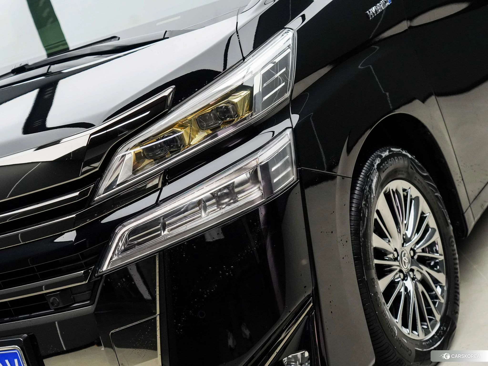 Toyota Vellfire 2020 Черный из Китая