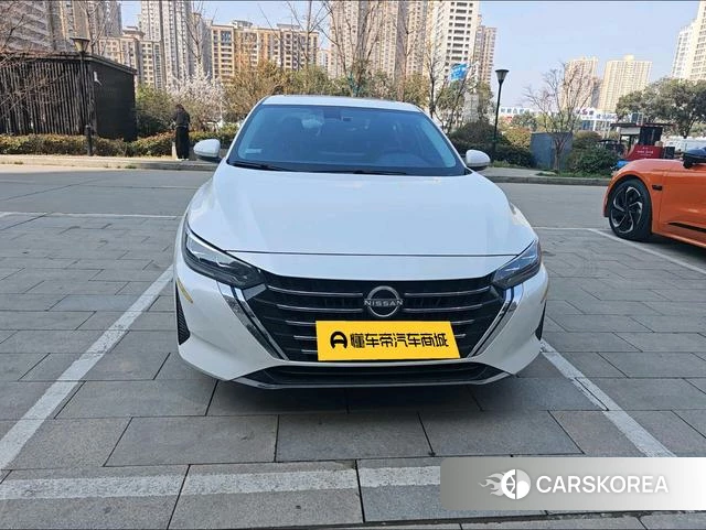 Nissan Sylphy 2023 Белый из Китая