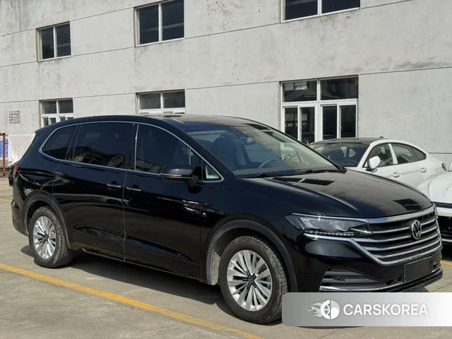 Volkswagen Viloran 2024 Черный из Китая