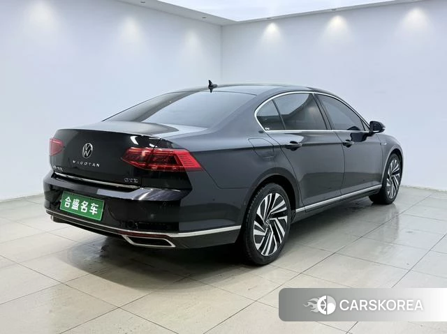 Volkswagen Magotan 2022 Черный из Китая